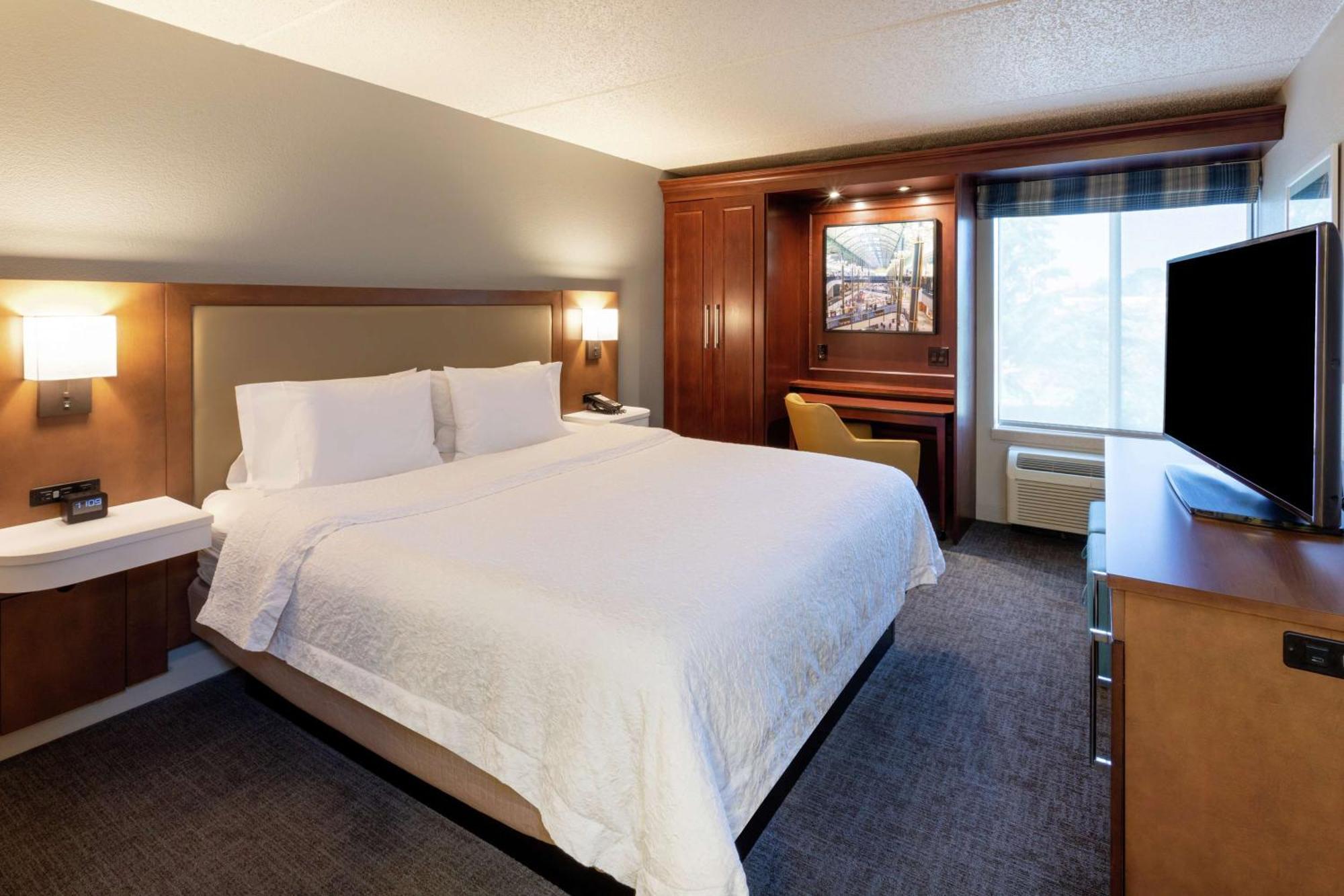 Hampton Inn Minneapolis/Eagan Exterior photo